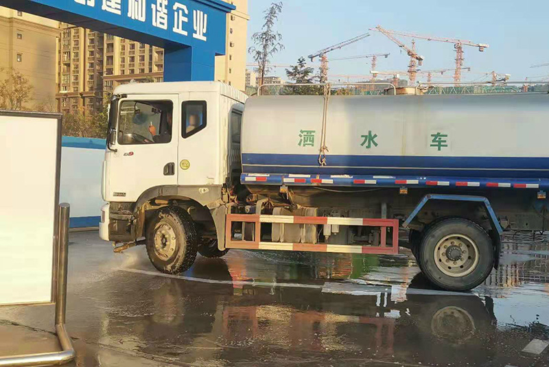 灑水車(chē)